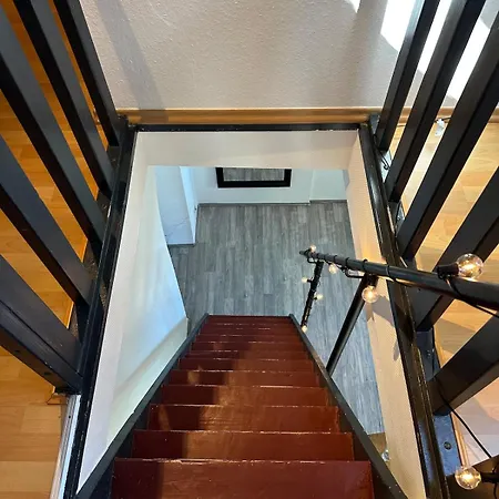 Appartement Stilvolles In Der Naehe Von Phantasialand Koeln Und Messe Hürth