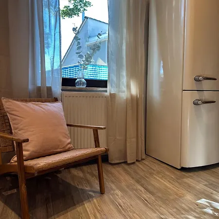 Appartement Stilvolles In Der Naehe Von Phantasialand Koeln Und Messe